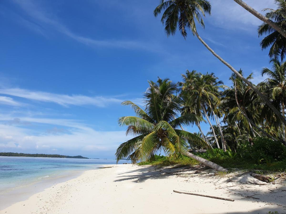 فندق Alabanفي  Tailana Island Pulau Banyak المظهر الخارجي الصورة